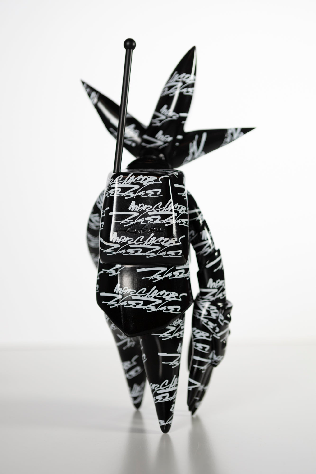 Futura x Marc Jacobs FL-001 "Pointman" vinyl sculpture