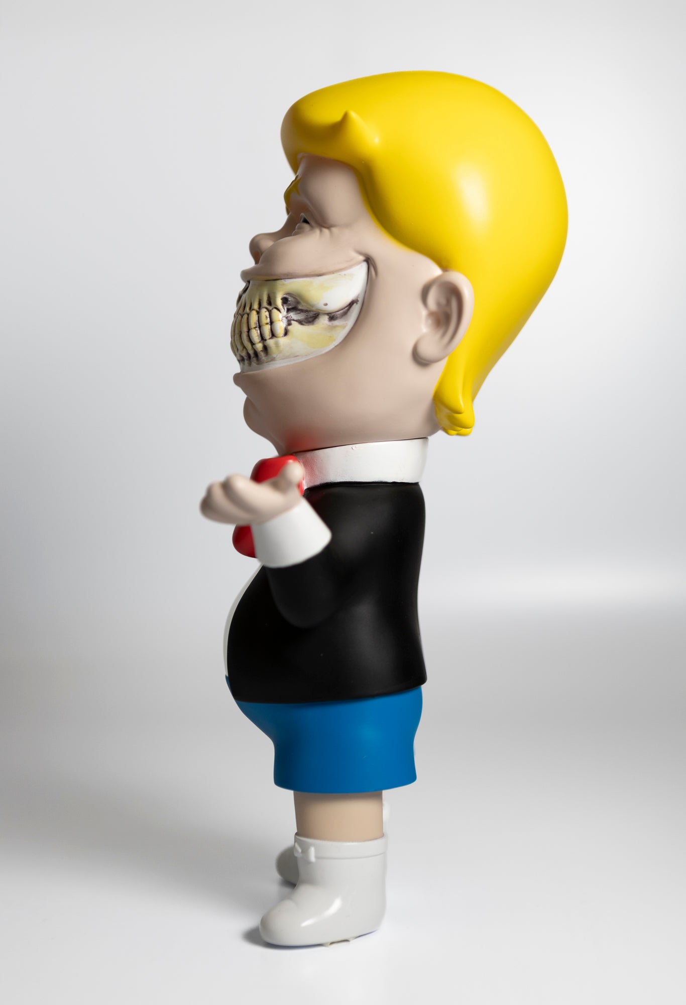 Ron English - Donald T. Grin - vinyl sculpture