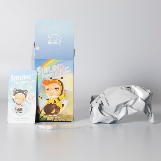 Pop Mart Migo Sibling Fighting Series - "Cheerleading Penny"